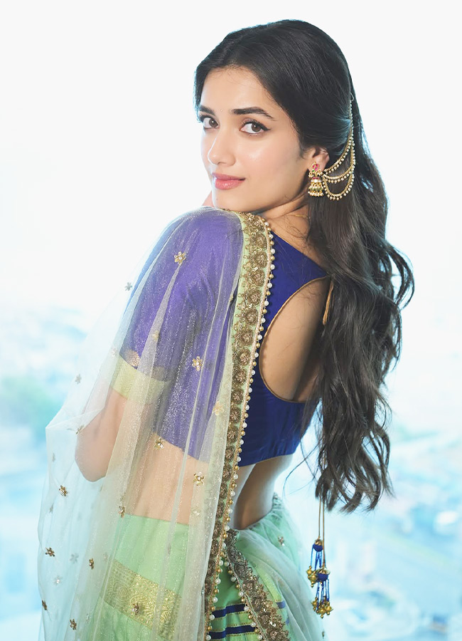 Photos: Bhagyashri Borse Looks Gorgeous in a Half Saree12