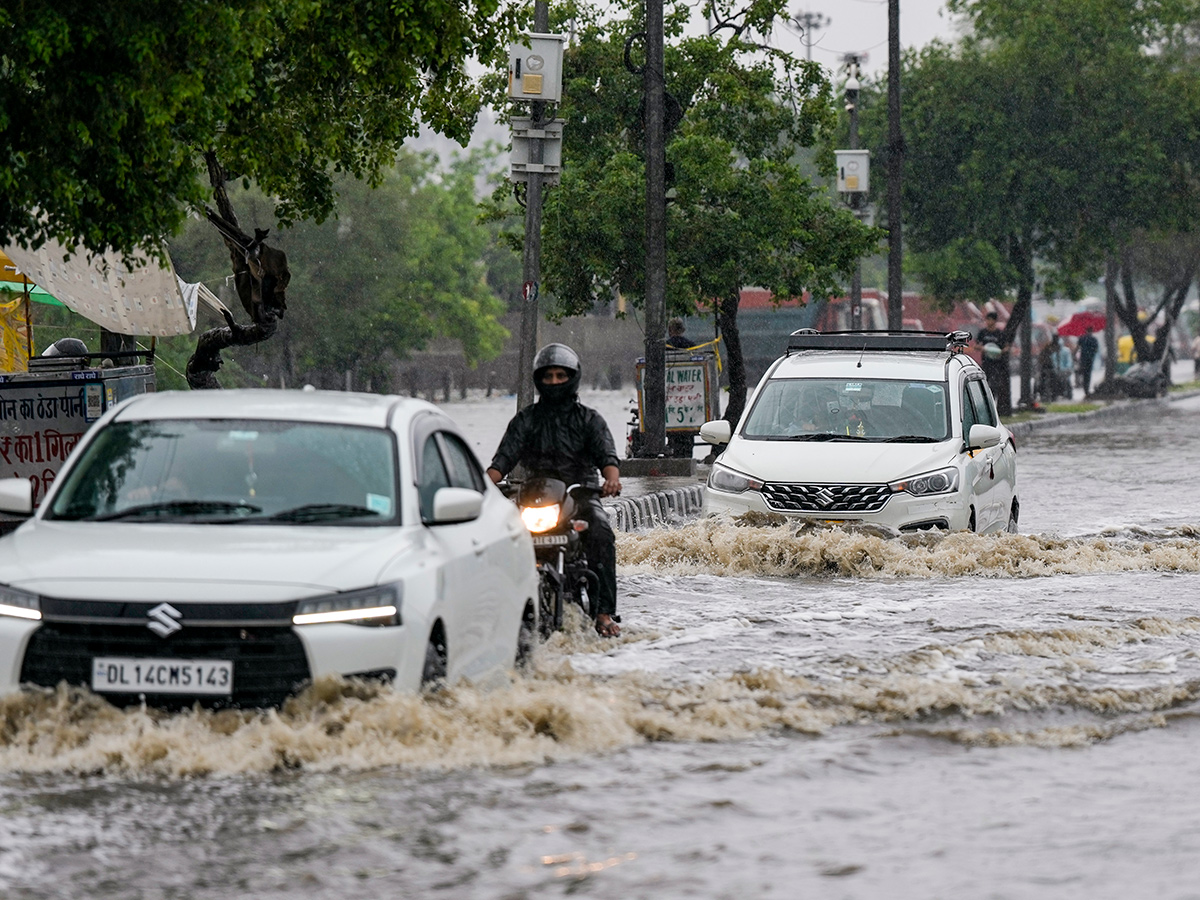 MD Issues Major Rain Alert Across Delhi3