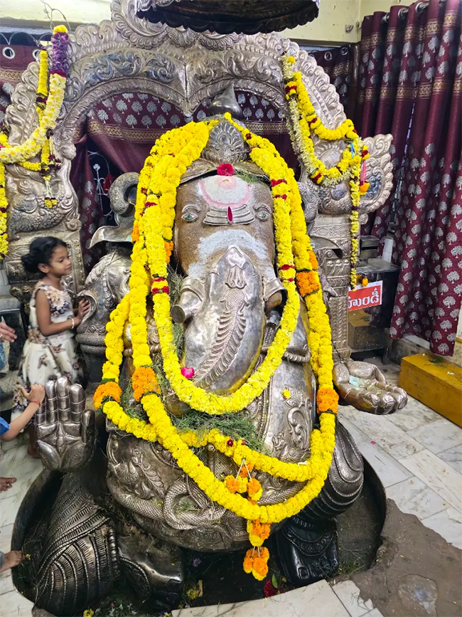 Sri Lakshmi Ganapati Temple in Bikkavolu of East Godavari2