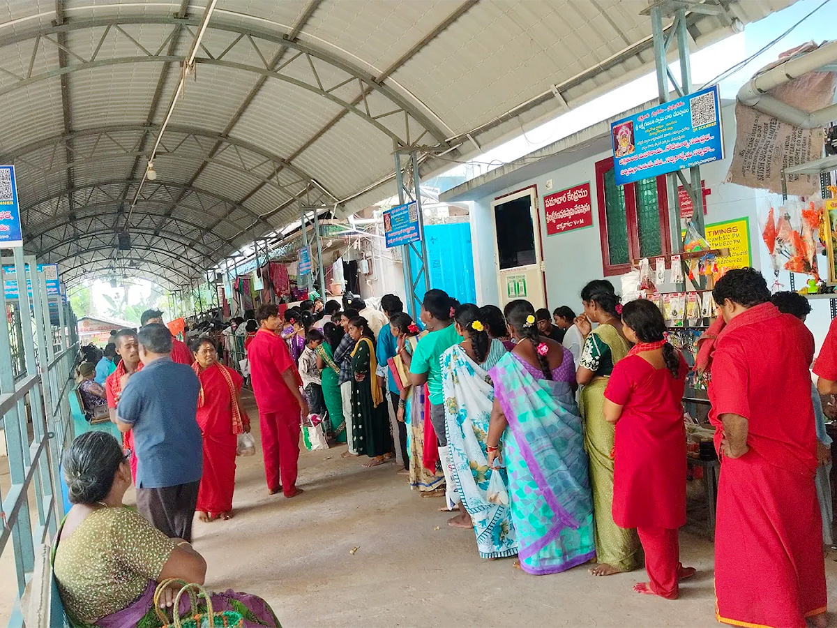 Sri Lakshmi Ganapati Temple in Bikkavolu of East Godavari21