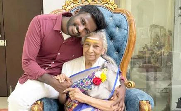 Legendary playback singer S Janaki passed away Photos4
