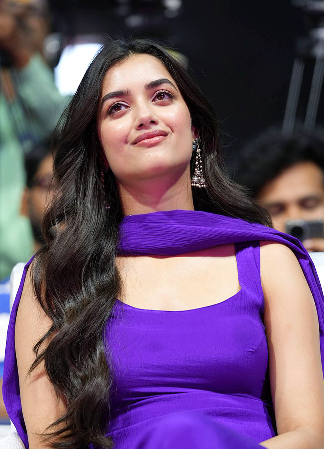 Bhagyashri Borse Steals the Spotlight at the Lenin Success Meet Photos9