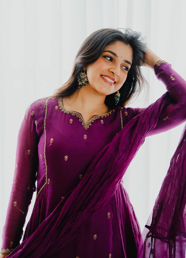 'Youth' Fame Meenakshi Dinesh's Stunning Looks (Photos)11