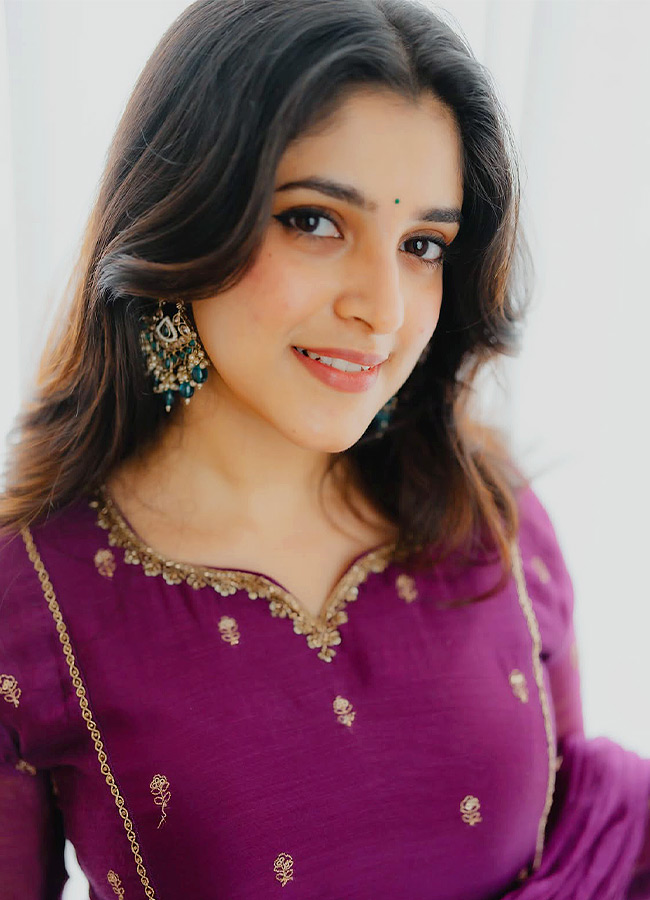 'Youth' Fame Meenakshi Dinesh's Stunning Looks (Photos)2