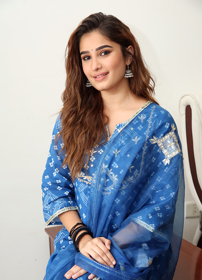 Rasha Thadani Shares Photos from Srinivasa Mangapuram Promotions4