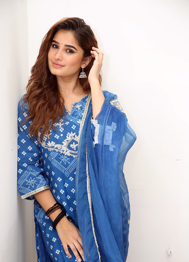 Rasha Thadani Shares Photos from Srinivasa Mangapuram Promotions8
