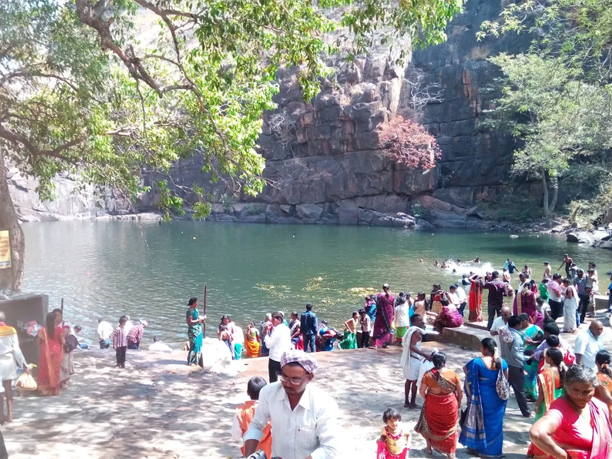 Sri Nemali Gundla Ranganayakaswamy Temple HD Photos9