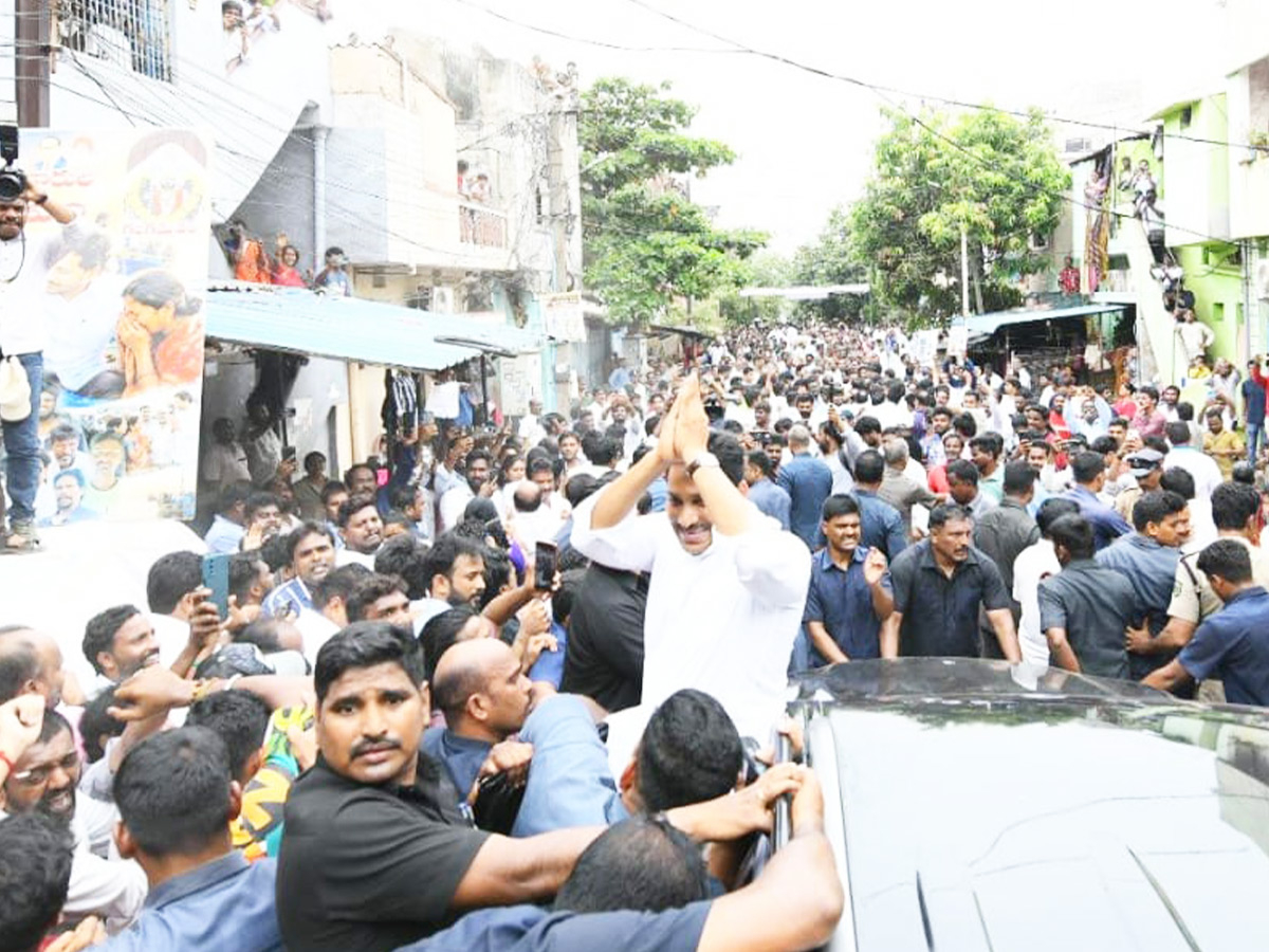 "YS Jagan Consoles Fishermen's Families"13