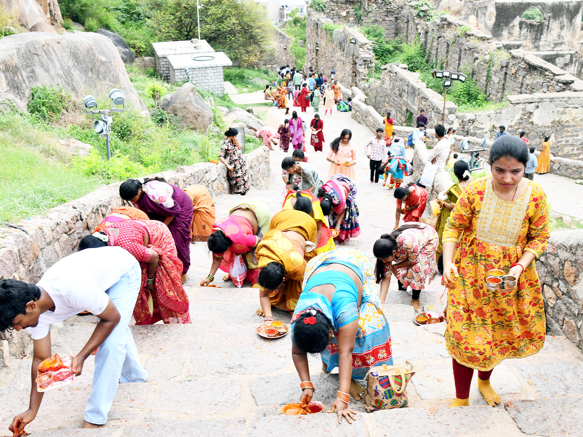 Golconda Fort Ready for Bonalu Celebrations Photos3