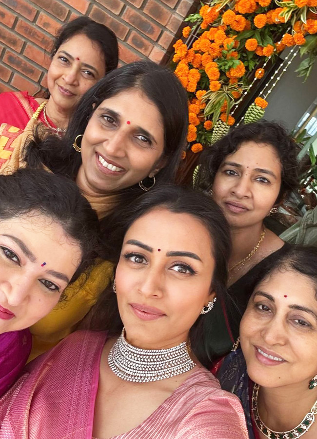 Mahesh Babu Nephew Celebrates Wedding with Korean Bride Photos5