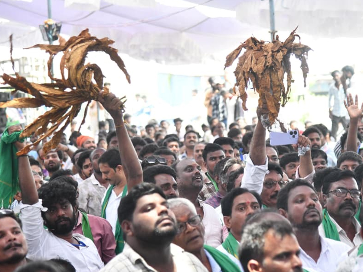 Ys Jagan Meet Aqua farmers In Bhimavaram Photos 12
