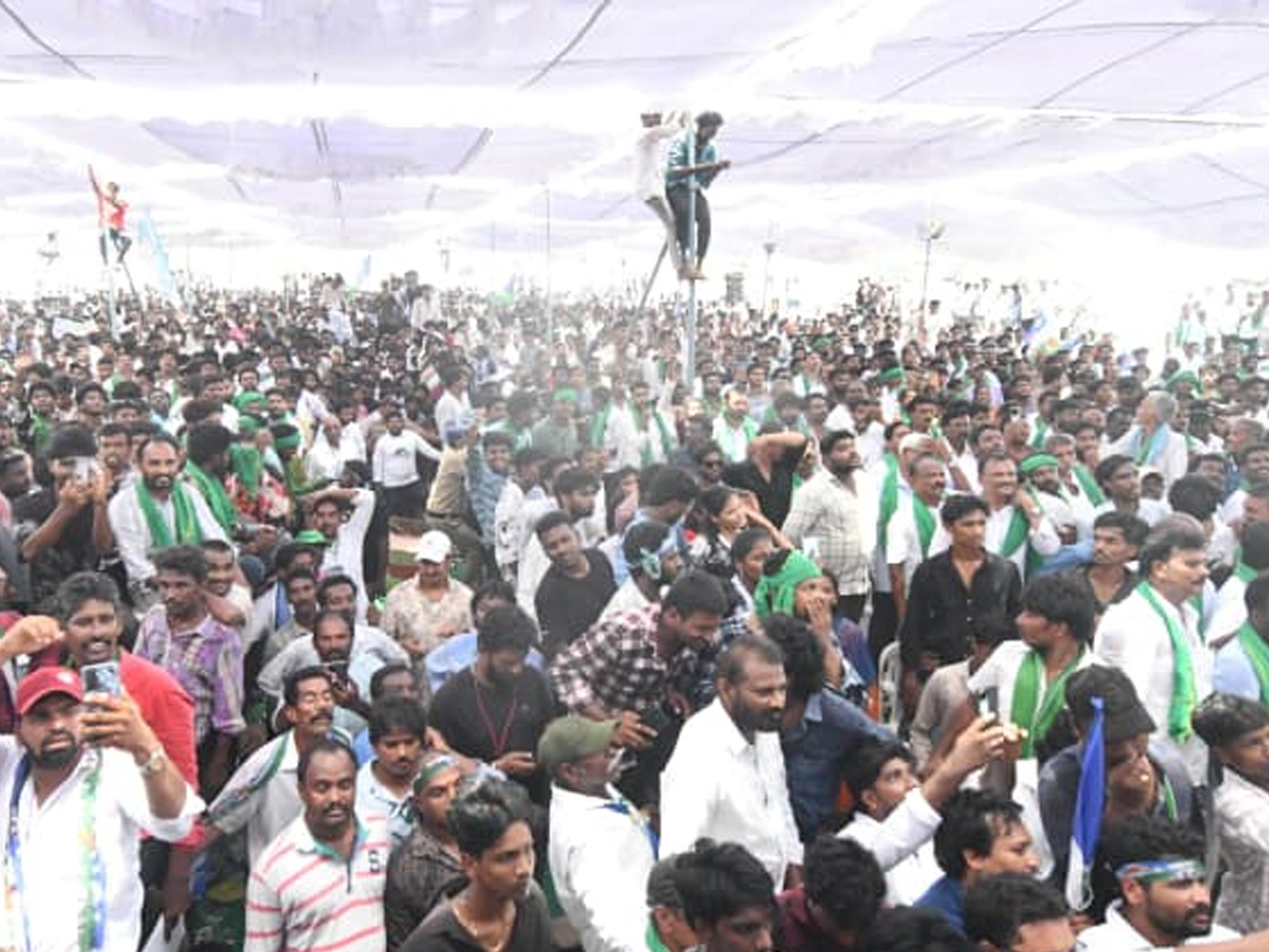 Ys Jagan Meet Aqua farmers In Bhimavaram Photos 17
