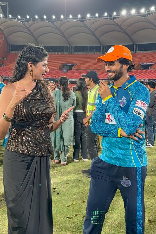 Anchor Neha Chowdhary Shares TG20 League Memories: Photos13
