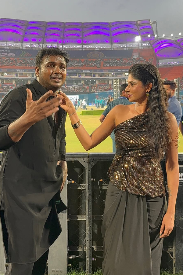 Anchor Neha Chowdhary Shares TG20 League Memories: Photos4