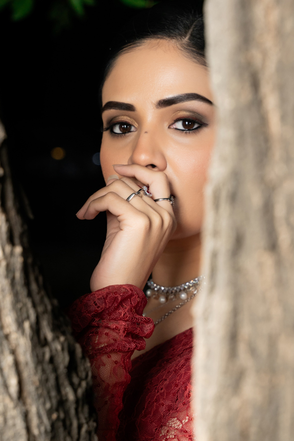 Anchor Srimukhi Latest Stunning Photos11