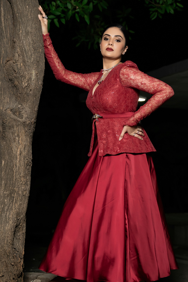 Anchor Srimukhi Latest Stunning Photos5