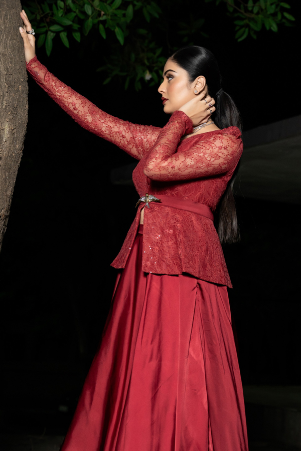 Anchor Srimukhi Latest Stunning Photos7