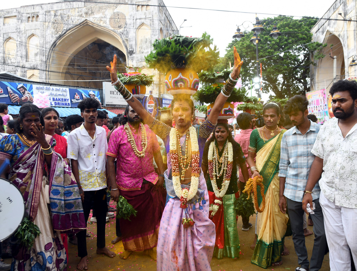 Bonalu Celebrations Begin At Golconda Fort Photos15