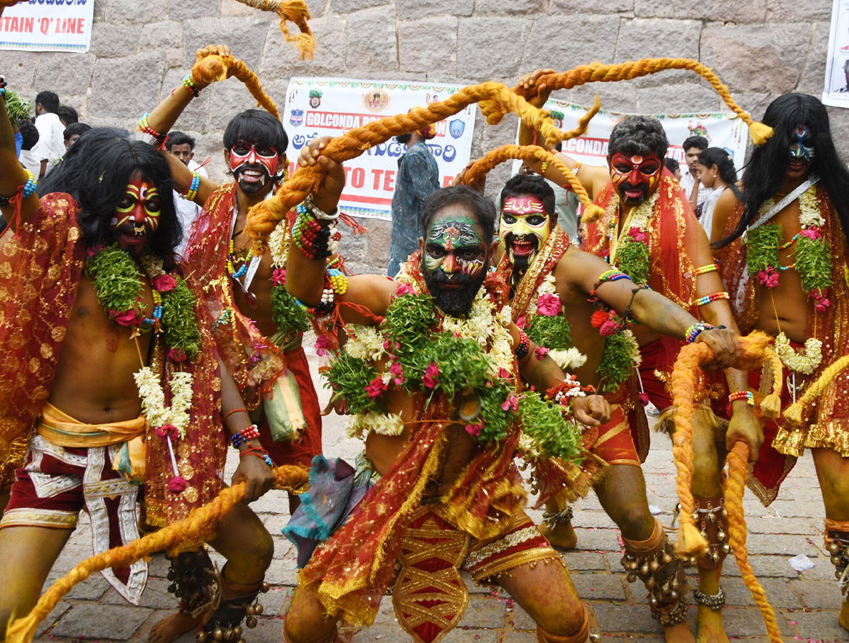 Bonalu Celebrations Begin At Golconda Fort Photos18