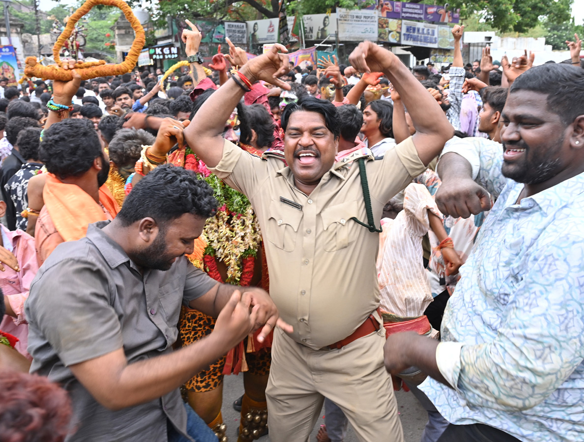 Bonalu Celebrations Begin At Golconda Fort Photos20