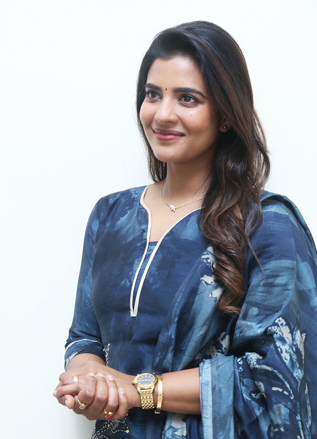 Aishwarya Rajesh Latest Stunning Stills Photos4