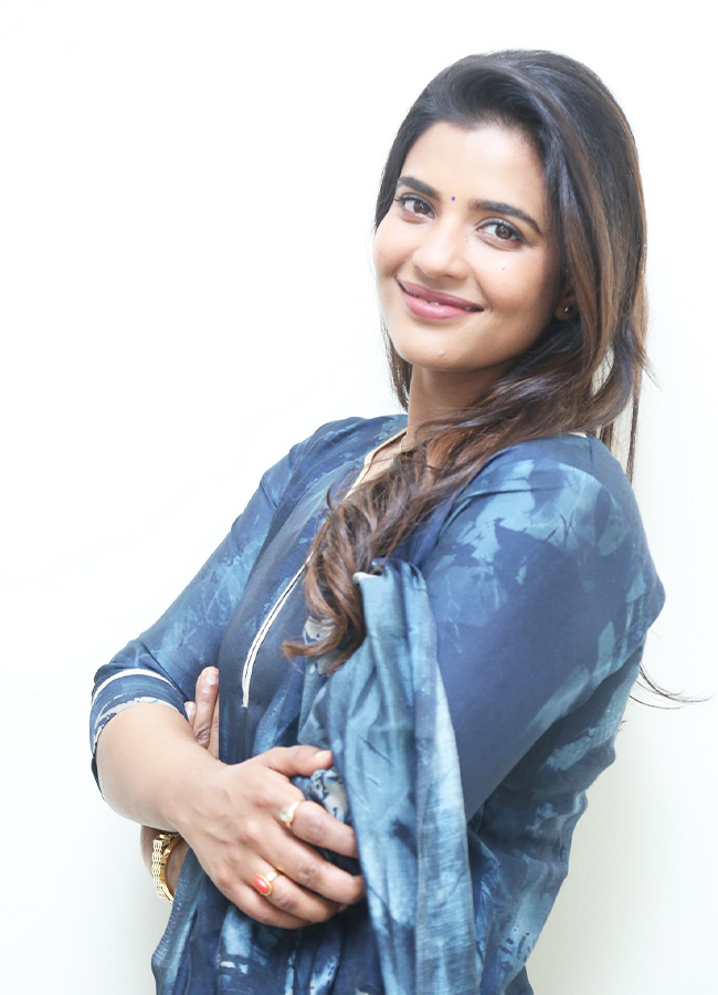 Aishwarya Rajesh Latest Stunning Stills Photos5