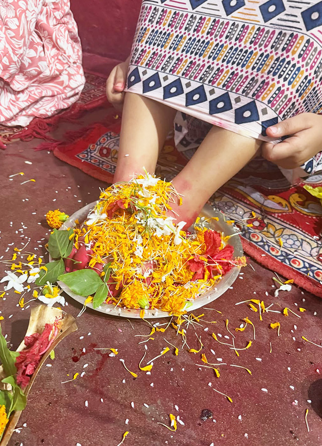 Nikki Galrani and Aadhi Perform Special Prayers at Kamakhya Temple Photos7