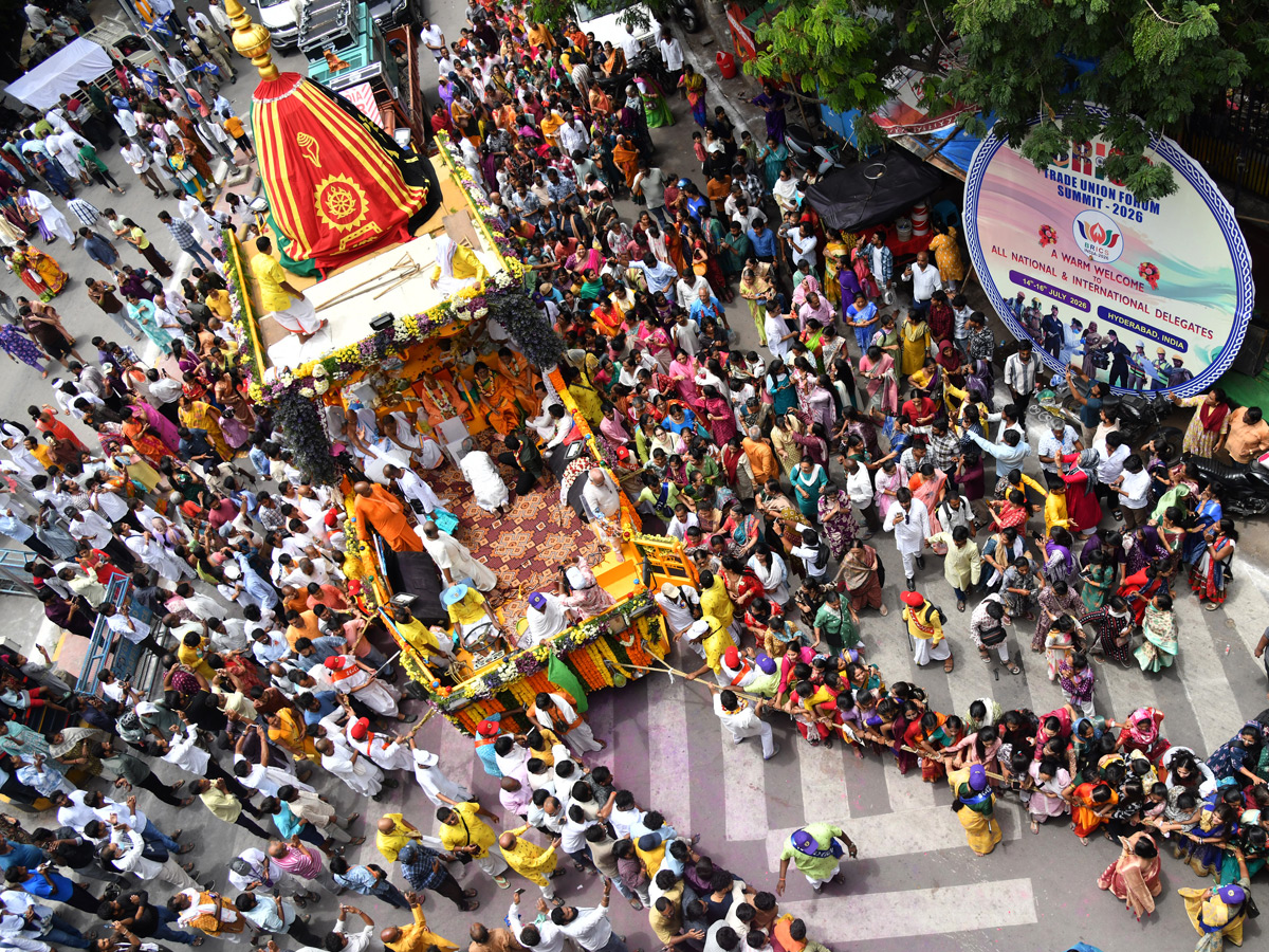 Thousands participate In Jagannath Rath Yatra In Hyderabad21