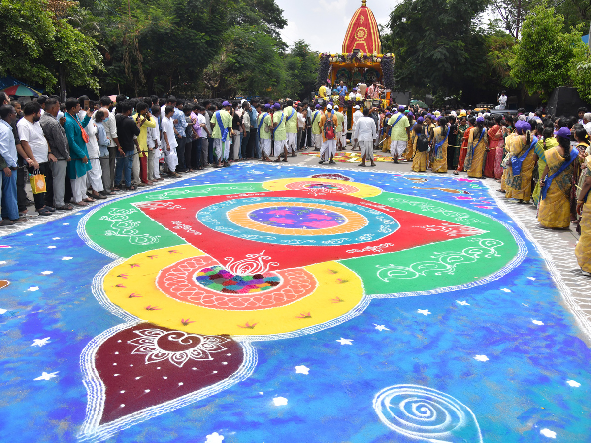 Thousands participate In Jagannath Rath Yatra In Hyderabad22