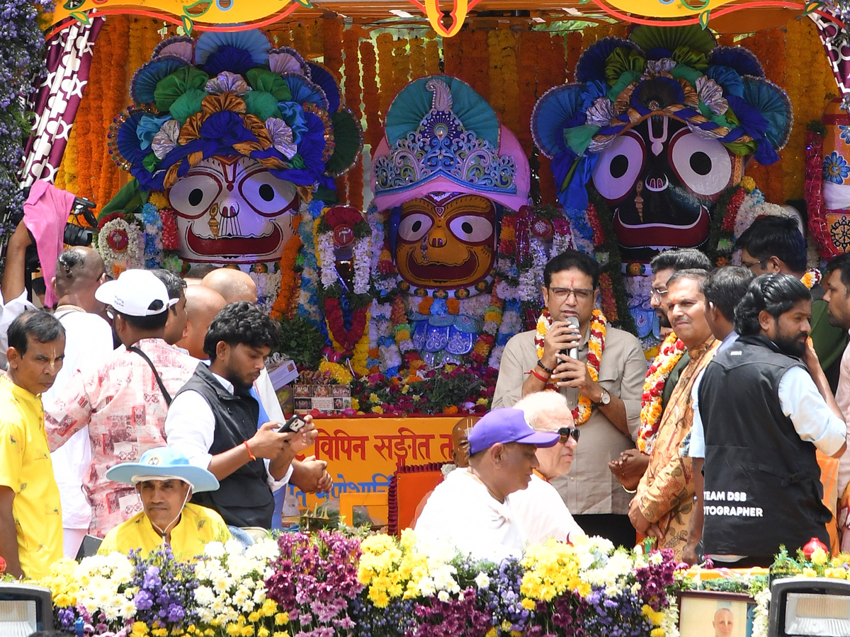 Thousands participate In Jagannath Rath Yatra In Hyderabad9