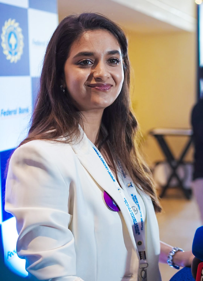 Keerthy Suresh Stuns at the Kerala Cricket League Auction See Her Gorgeous Photos5