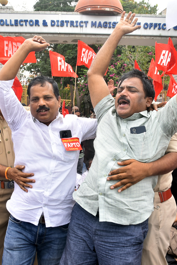 Best Photos of The Week in AP and Telangana Photo Gallery8