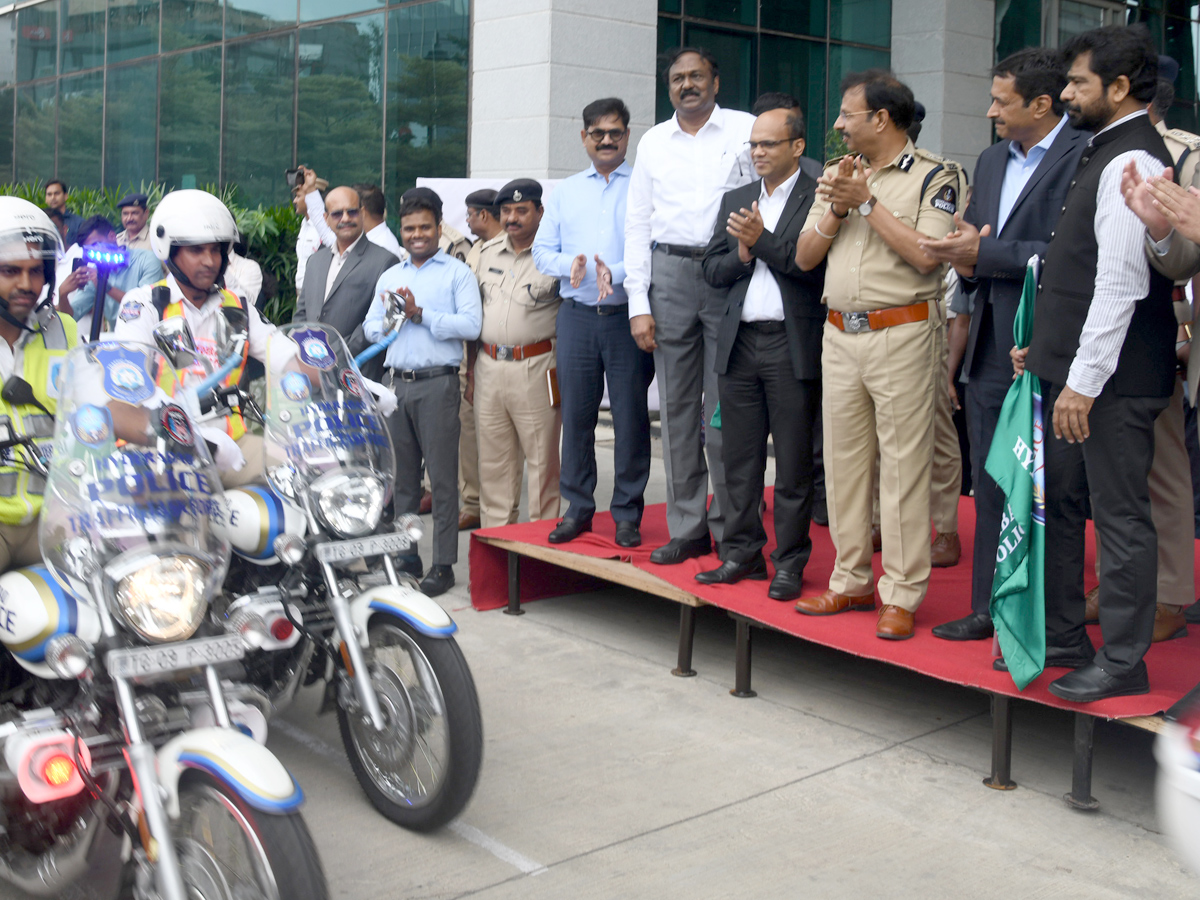 Hyderabad Gets 30 New Traffic Patrol Bikes Photos14