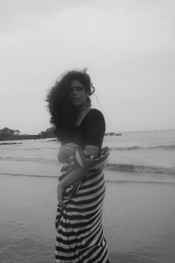 Actress Faria Abdullah Remembers Monsoon Season Photos7