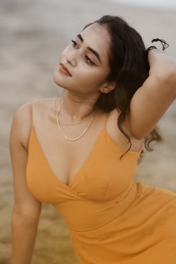 Bigg Boss season 2 fame Deepthi Sunaina Graceful Beach side Moments Photos3
