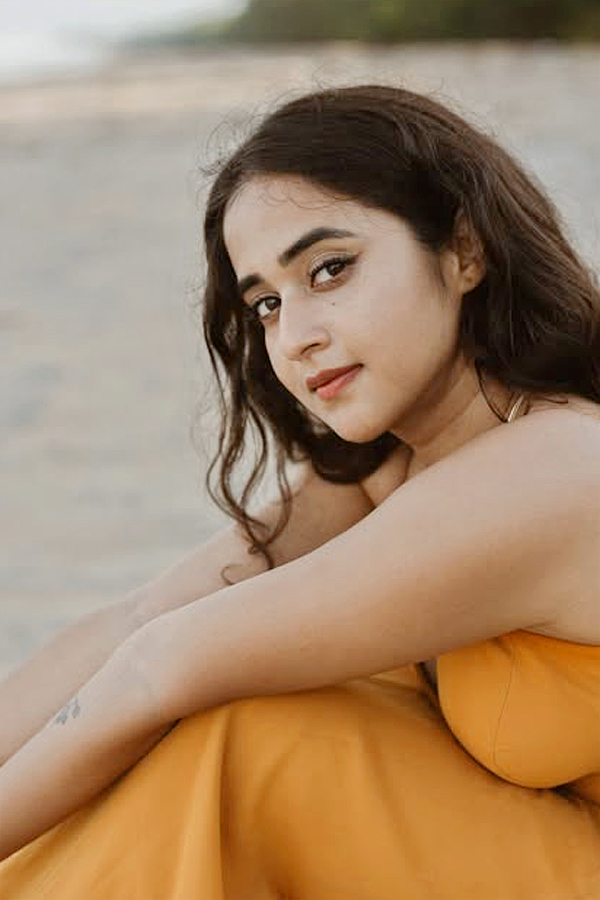 Bigg Boss season 2 fame Deepthi Sunaina Graceful Beach side Moments Photos5