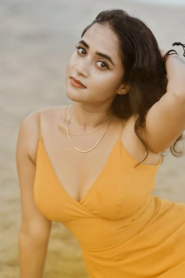 Bigg Boss season 2 fame Deepthi Sunaina Graceful Beach side Moments Photos6