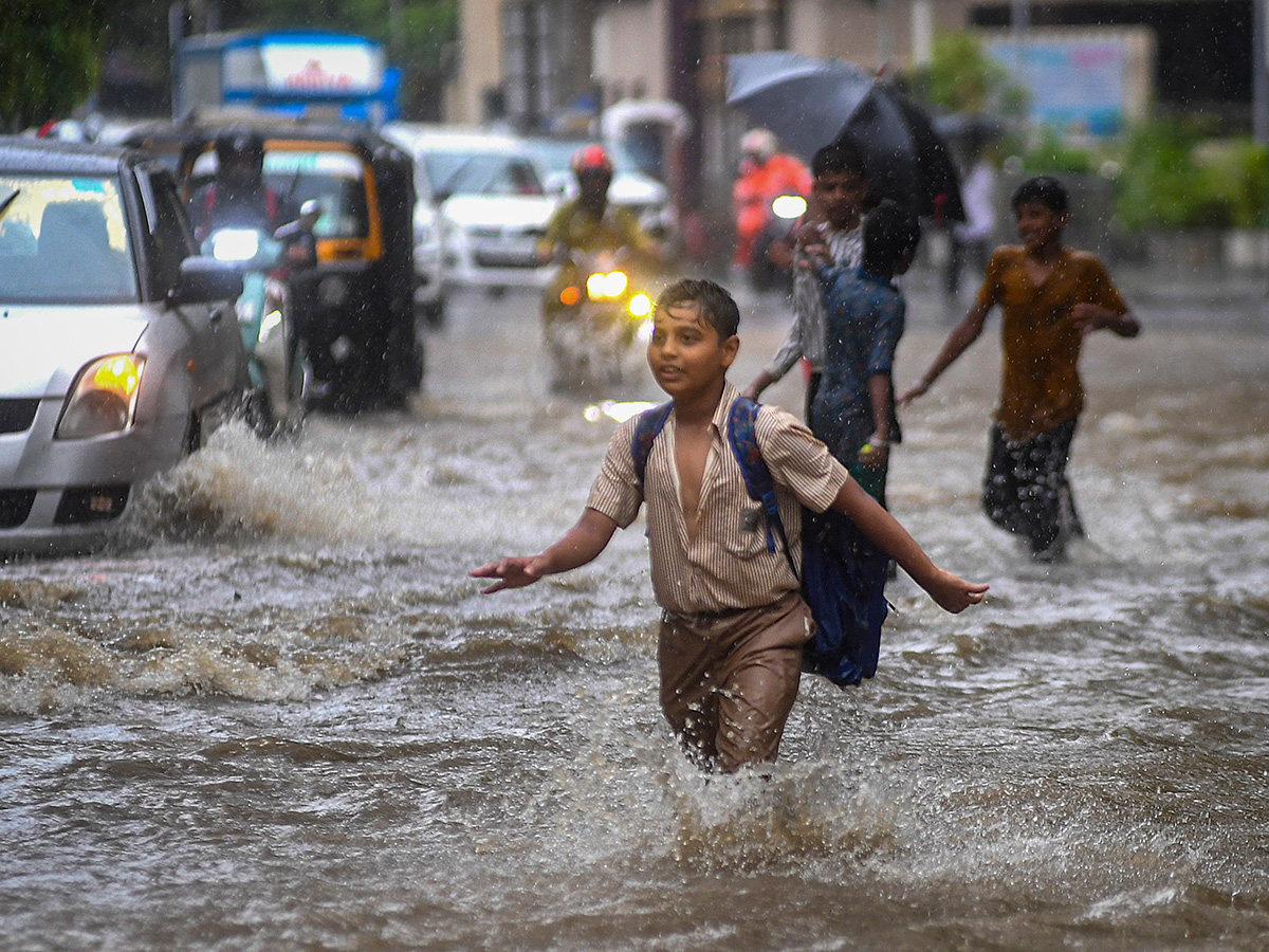 heavy rain in mumbai hd photos10