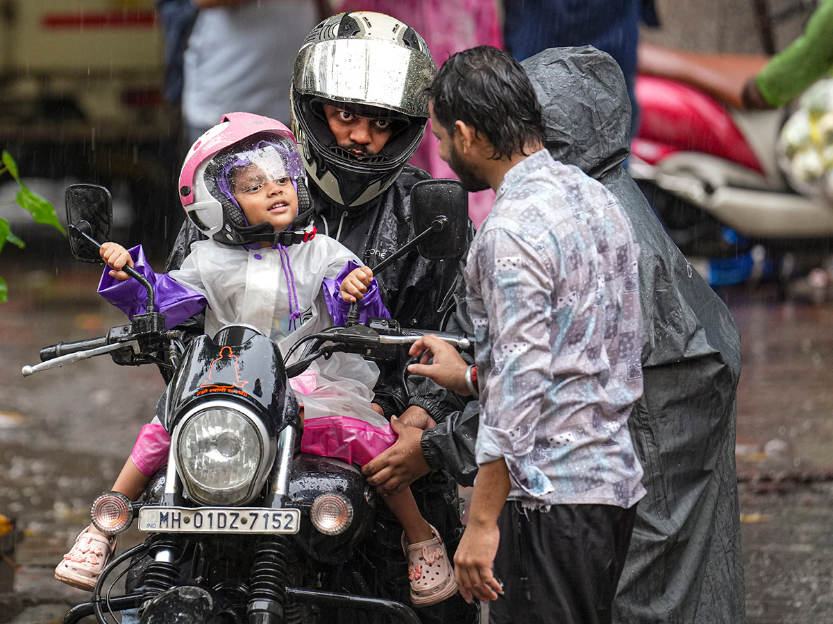 heavy rain in mumbai hd photos17