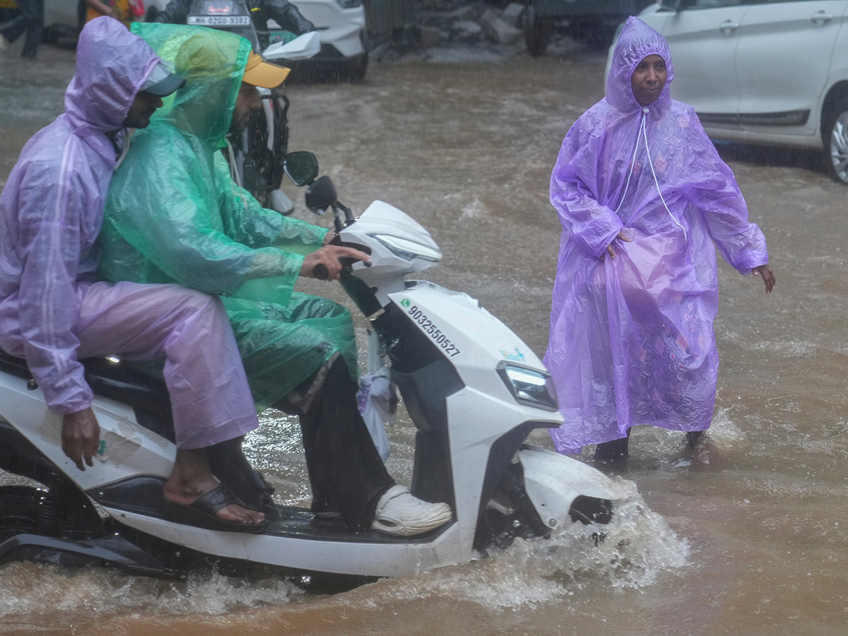 heavy rain in mumbai hd photos24