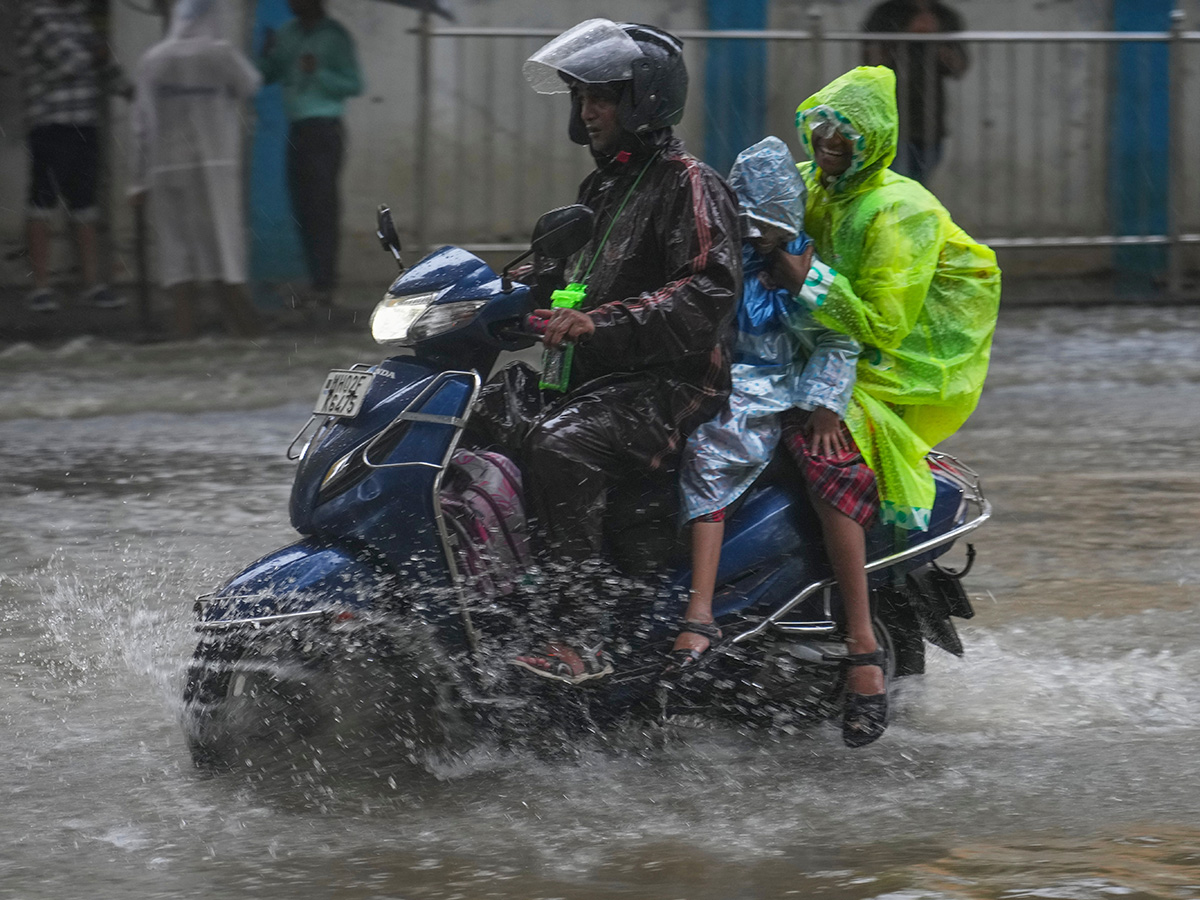 heavy rain in mumbai hd photos25