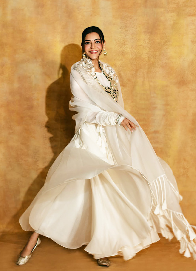 Kajal Aggarwal Stuns in Gorgeous Looks Photos5