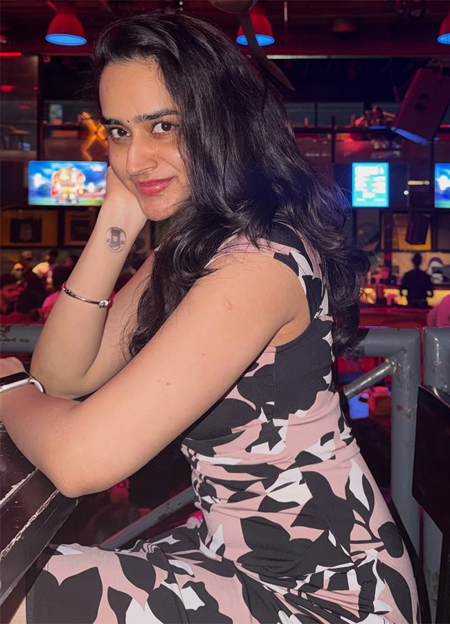 Beautiful Anchor RJ Charmila Chennai Love Story Movie Event6