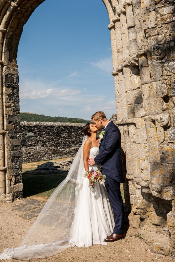 Jennifer Winget Gets Married To Longtime Boyfriend William Ishmael In The UK Photos10