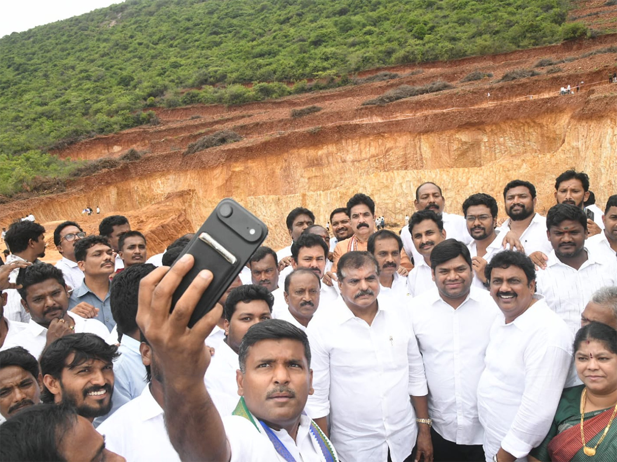YSRCP Chalo Panchadarla Program Photo Gallery1
