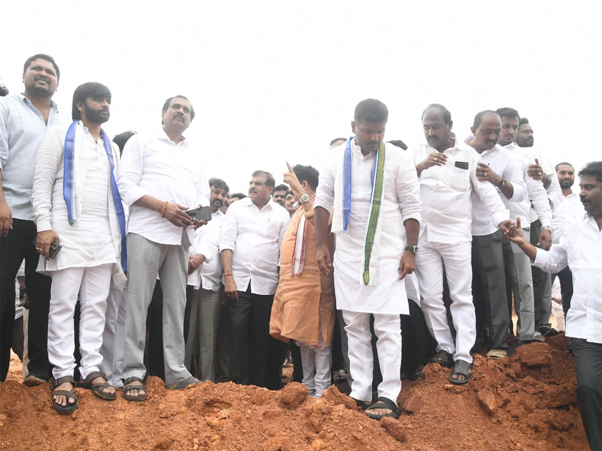 YSRCP Chalo Panchadarla Program Photo Gallery11