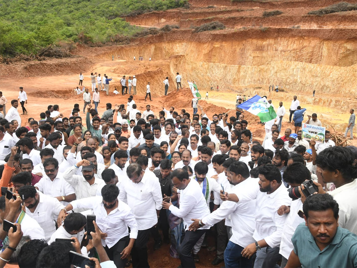 YSRCP Chalo Panchadarla Program Photo Gallery20