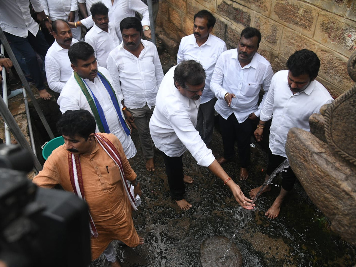 YSRCP Chalo Panchadarla Program Photo Gallery24