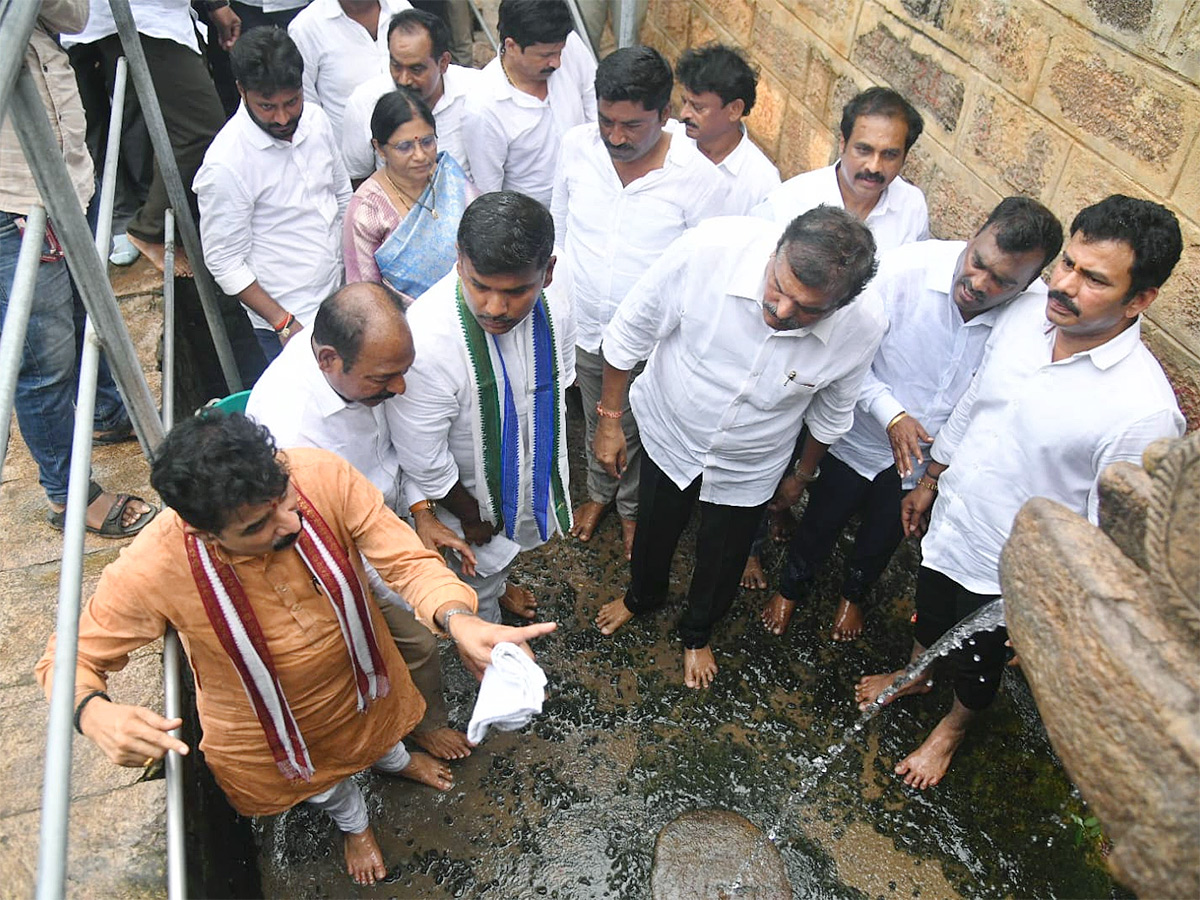 YSRCP Chalo Panchadarla Program Photo Gallery26