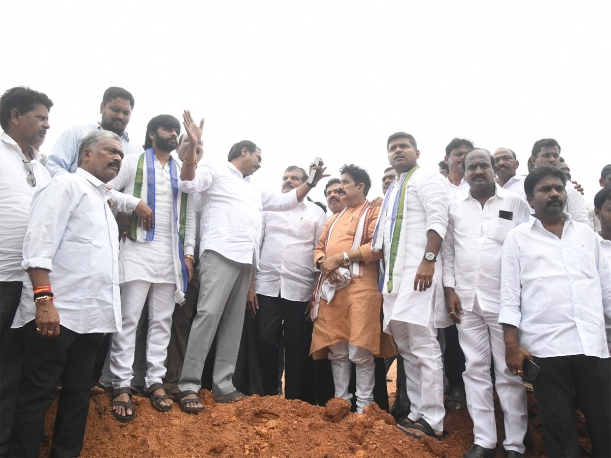 YSRCP Chalo Panchadarla Program Photo Gallery4